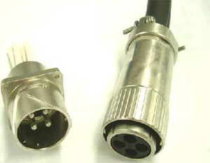 EM Series, High current capacity, IP67 waterproof circular connector with bayonet locking for Three-phase power supplies.